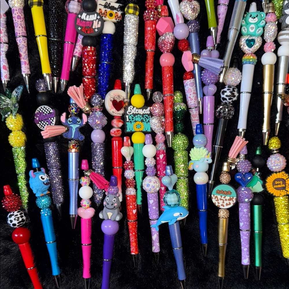 Custom Glam Pens Price for 1️⃣ one 🖊️💎 - Picture 8 of 10